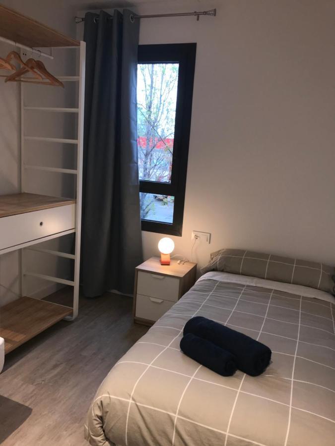Llull Home Sant Adria de Besos Εξωτερικό φωτογραφία